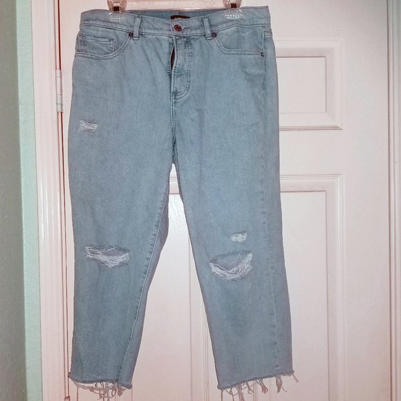 EXPRESS Super High Waisted Ripped Petite 8 fit like 10-12 - Picture 2 of 8